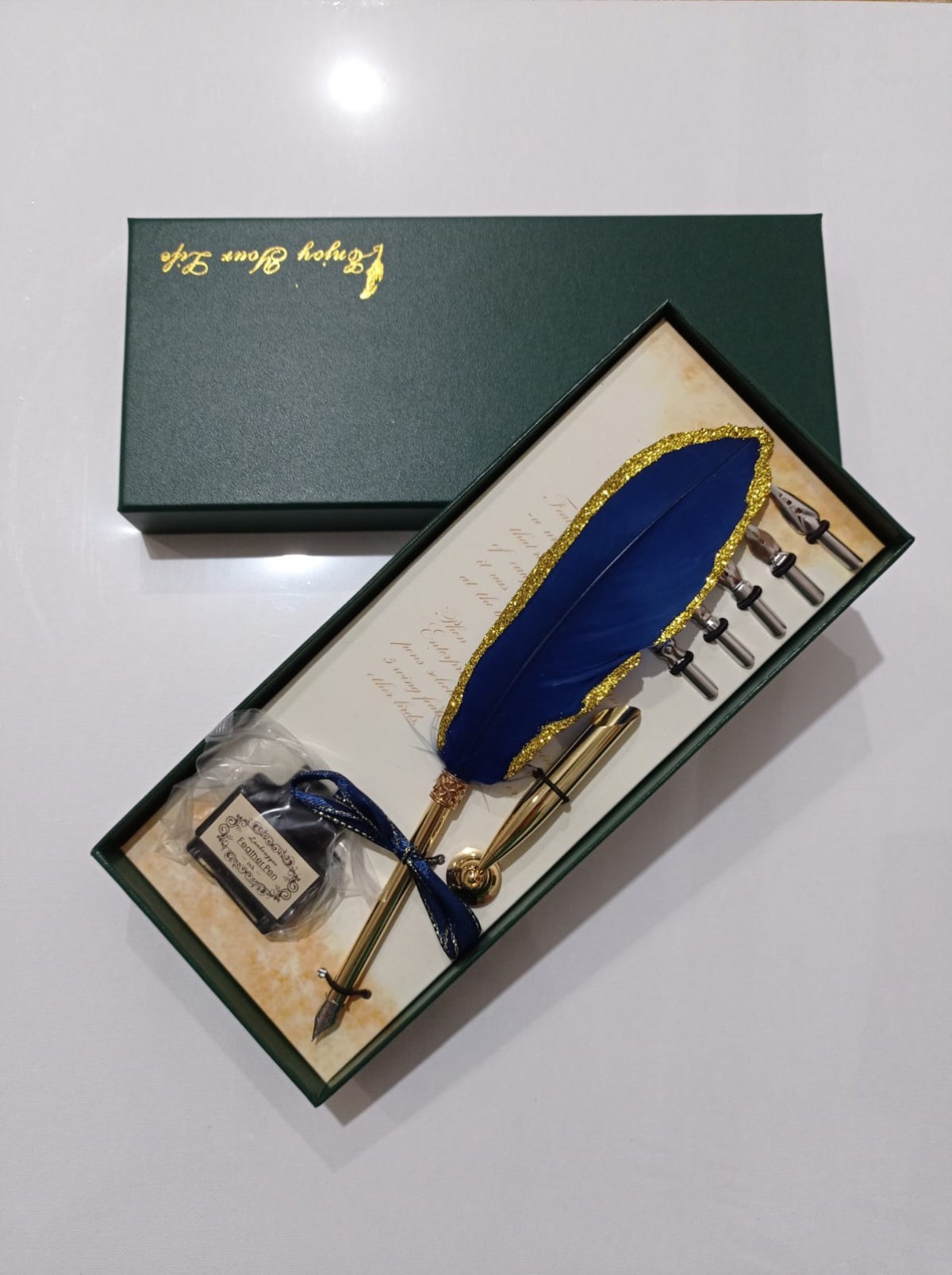 Lacivert Tüylü Dolma Kalem Seti Lacivert Tüylü Dolma Kalem Seti